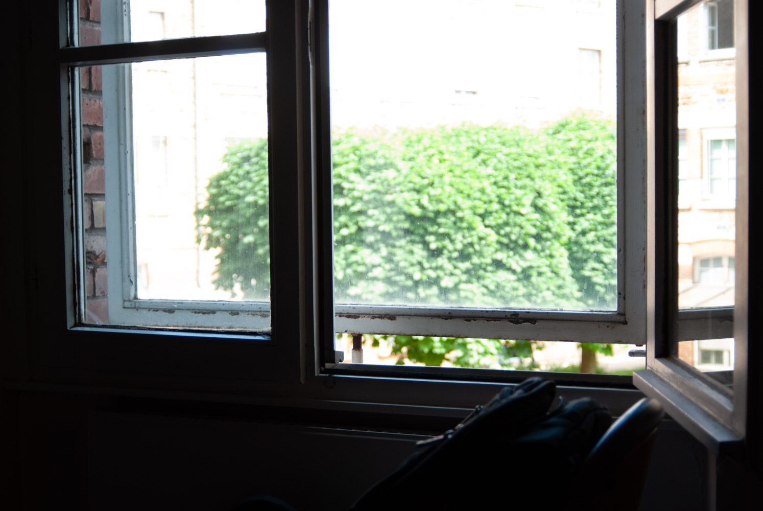 « Accroupie dans moi-même »