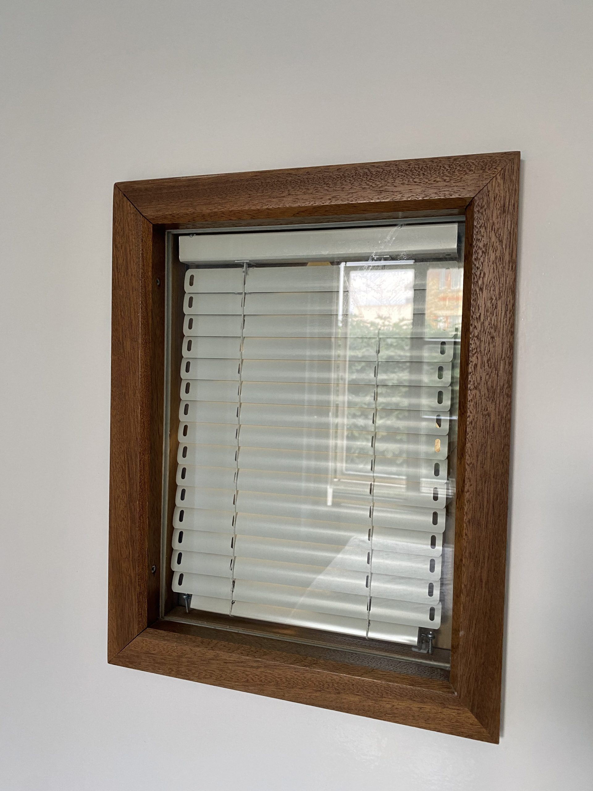 Derrière l’ombre de jours sombres